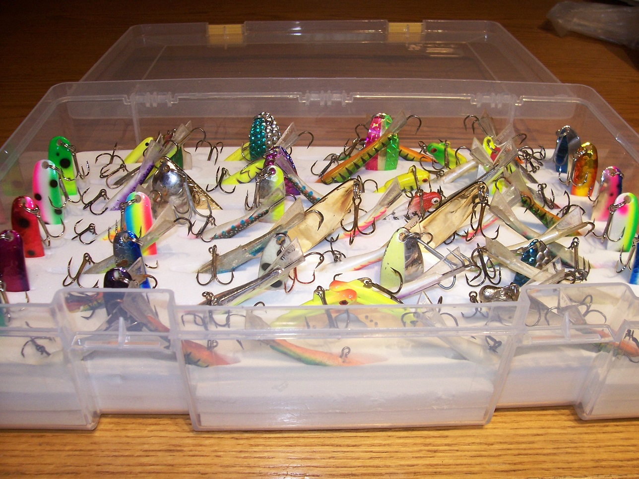 Ice jigging rapala and spoon caddy